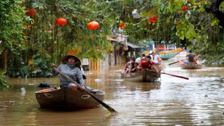Typhoon Damrey left 106 people dead in Vietnam